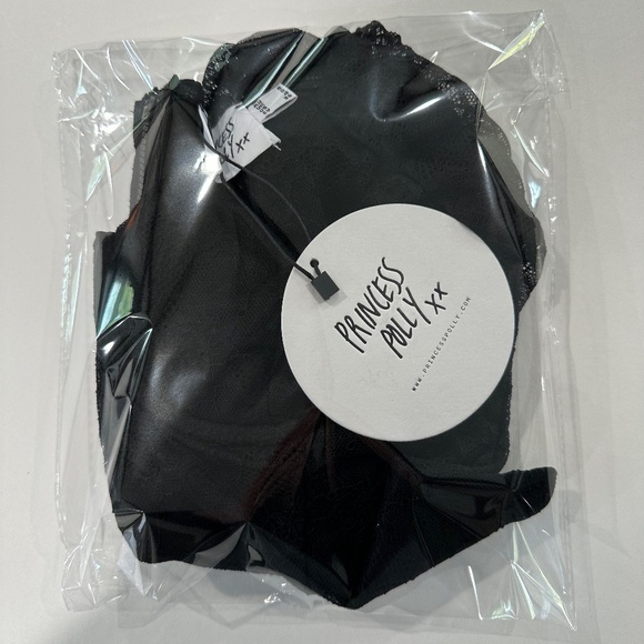 PRINCESS POLLY‎ Purnell  Lace Top Black - Size 4 - NEW With Tags - In Bags. - Picture 14 of 16